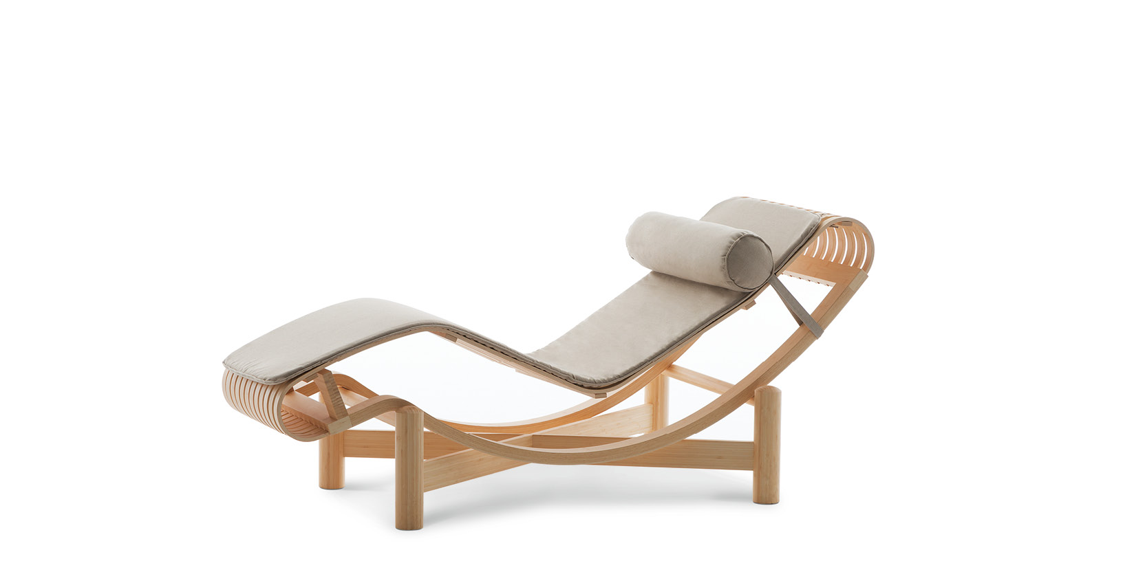 Tokyo chaise longue by Charlotte Perriand | Cassina