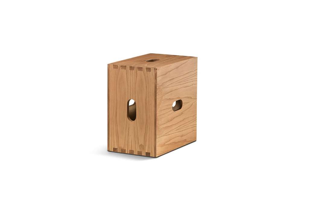 LC16 wood desk by Le Corbusier | Cassina
