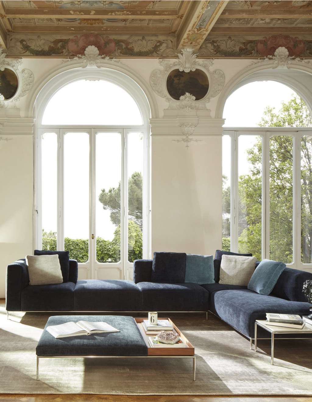 Canapé 3 Fauteuil Grand Confort, grand modèle, trois places | Pro | Le  Corbusier, P. Jeanneret, C. Perriand | Cassina
